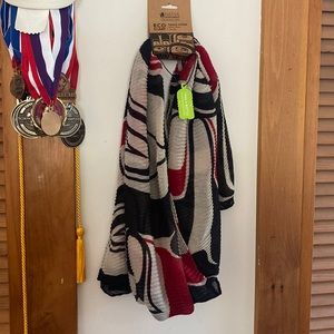 NWT scarf